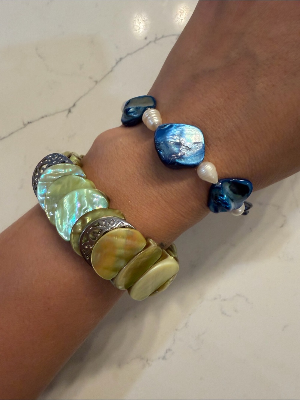 2 colourful stretch bracelets -